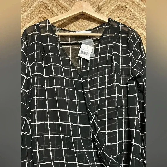 Lush Women's Sheer Black and White Checkered Blouse, Long Sleeve, Size M, NWT - Picture 4 of 10